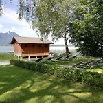 Iris Porsche & Restaurant Hotell 4*
