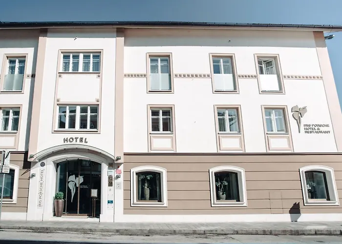 Iris Porsche & Restaurant Мондзее