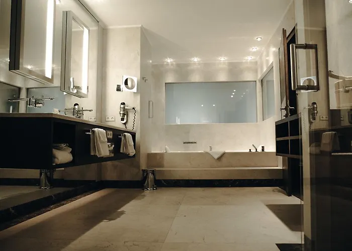 Ξενοδοχείο Iris Porsche & Restaurant