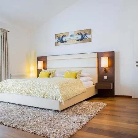 Iris Porsche & Restaurant Hotel Mondsee