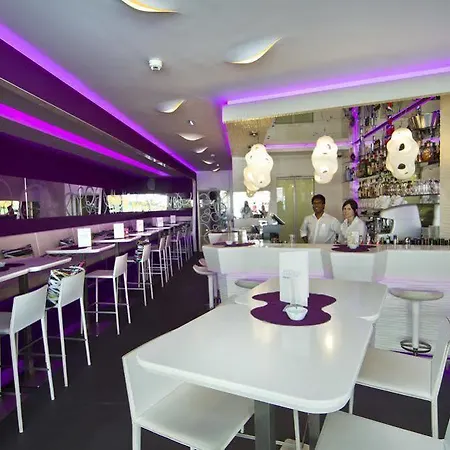 Iris Porsche & Restaurant